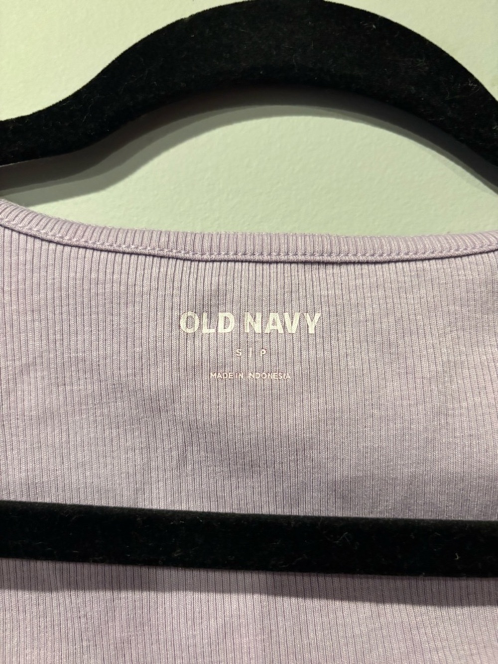 💕3/$25💕 Old Navy Square Neck Ribbed Tshirt - Picture 3 of 5